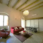 Stunning 3 Bedroom Town House Lejlighed