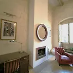 Lejlighed Stunning 3 Bedroom Town House