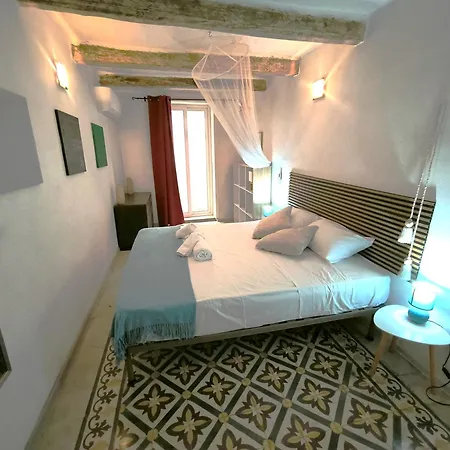 Stunning 3 Bedroom Town House