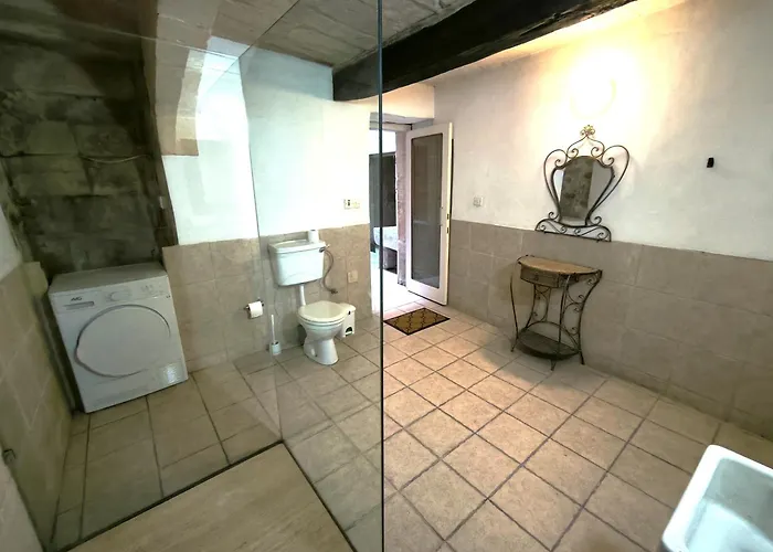 Stunning 3 Bedroom Town House Appartement