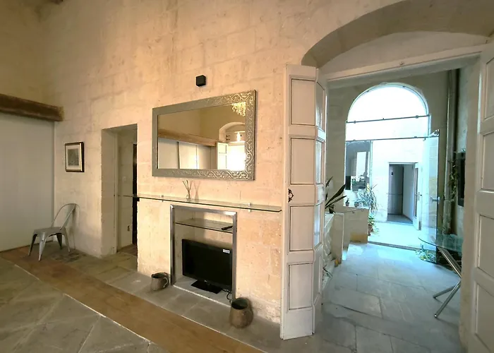 Appartement Stunning 3 Bedroom Town House *