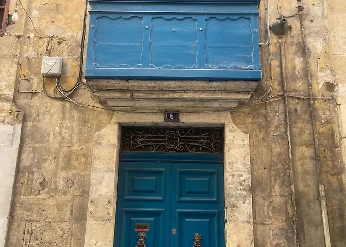 Stunning 3 Bedroom Town House Appartement