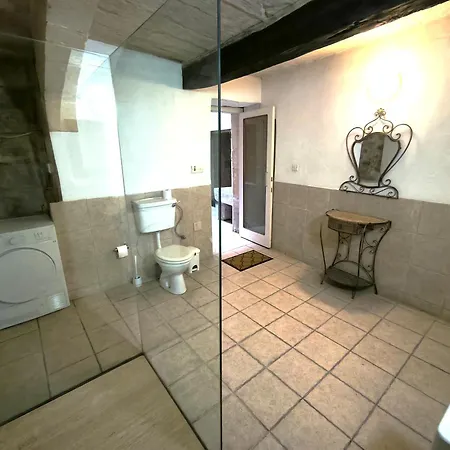 Stunning 3 Bedroom Town House Lejlighed