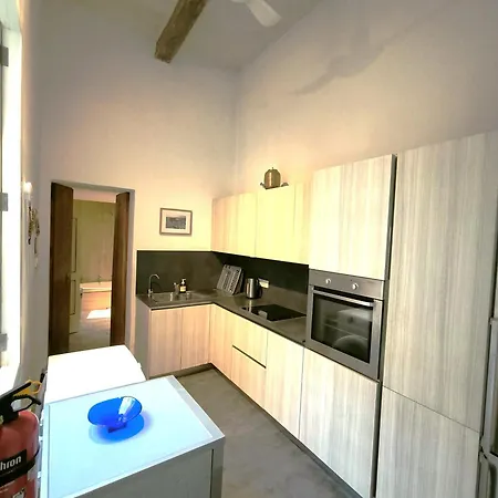Stunning 3 Bedroom Town House Lejlighed Valletta