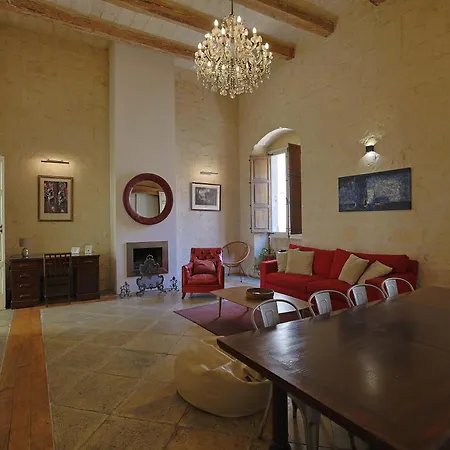 The Grand House * Valletta